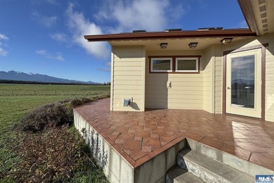 Beautiful & all encompassing views of the Olympic Mountains! - photo 15