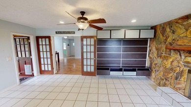 Welcome to this charming single-story residence located in Port - photo 19