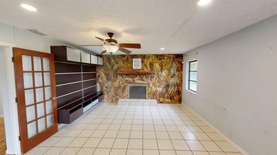 Welcome to this charming single-story residence located in Port - photo 20