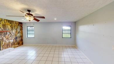 Welcome to this charming single-story residence located in Port - photo 22