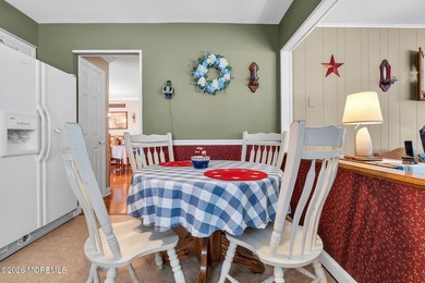 Move right into this well-maintained 2-bedroom, 2-bath home in - photo 23