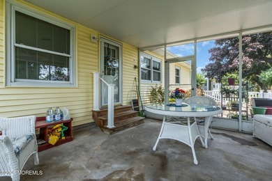 Move right into this well-maintained 2-bedroom, 2-bath home in - photo 37