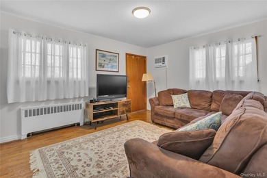 Welcome Home! Introducing this beautifully maintained, spacious - photo 9
