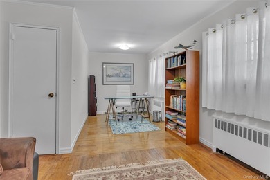 Welcome Home! Introducing this beautifully maintained, spacious - photo 10