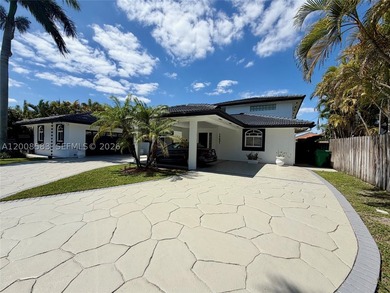 Here is your great opportunity to buy this incredible home and - photo 1
