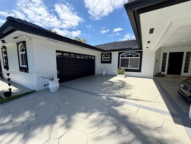 Here is your great opportunity to buy this incredible home and - photo 3