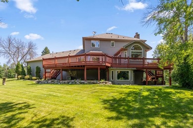 Welcome to your own private retreat on 3.1 scenic acres. This - photo 7