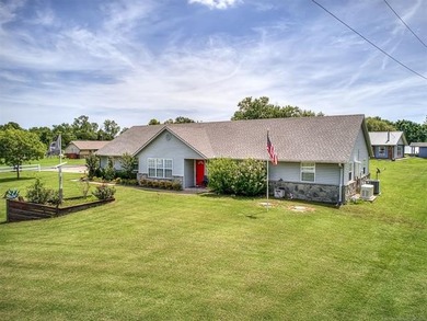 Welcome to 36 Meadowlark Dr in Longtown Estates, where - photo 11