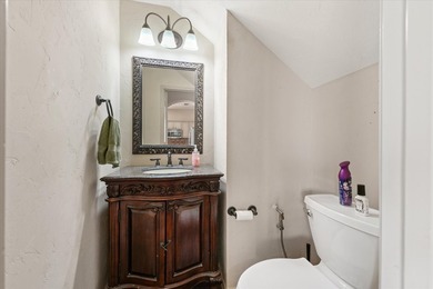 Freshly updated Highland Home in the Woodbridge golf course - photo 22