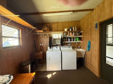 TURNKEY 2 Bedroom, 2 Bath Palm Harbor Home in the 55+ Community - photo 22