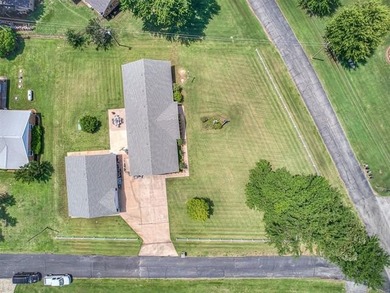 Welcome to 36 Meadowlark Dr in Longtown Estates, where - photo 25