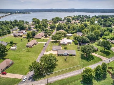 Welcome to 36 Meadowlark Dr in Longtown Estates, where - photo 27