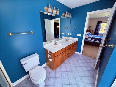 Spacious 4-bedroom, 2.5-bath home featuring a dramatic 2-story - photo 28