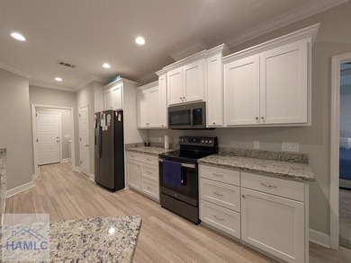 Welcome to your coastal sanctuary. This stunning 2,214 sq. ft - photo 28
