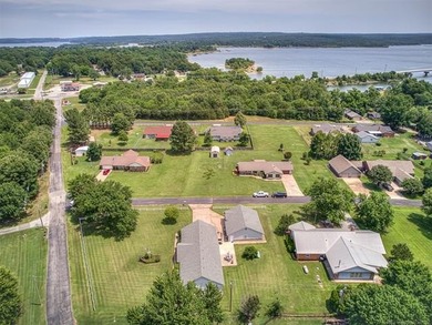 Welcome to 36 Meadowlark Dr in Longtown Estates, where - photo 29