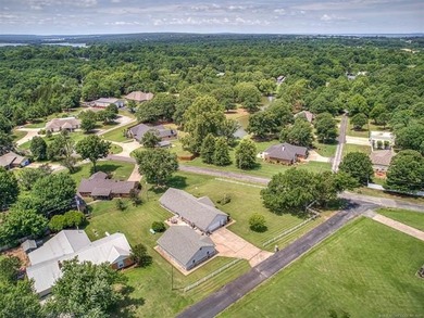 Welcome to 36 Meadowlark Dr in Longtown Estates, where - photo 32