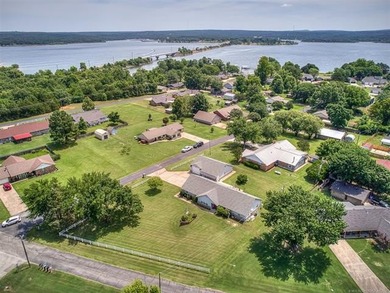 Welcome to 36 Meadowlark Dr in Longtown Estates, where - photo 37