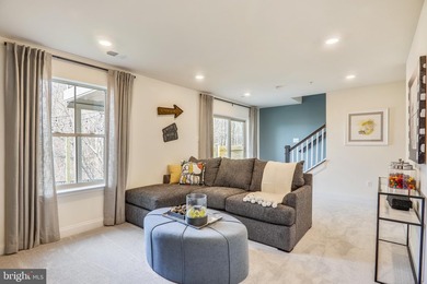 Make yourself at home at 16603 Aruba Drive, a new construction - photo 3