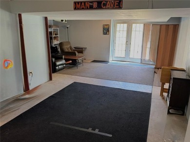 Spacious 4-bedroom, 2.5-bath home featuring a dramatic 2-story - photo 46