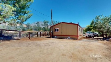 A house you have got to see! This updated, well kept and - photo 4