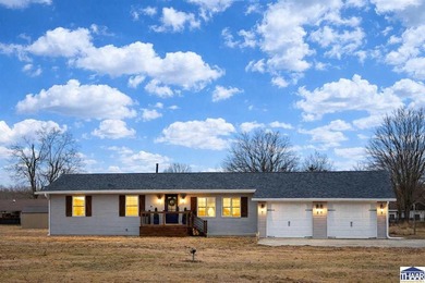 (private lake, pond, creek) Home For Sale in Terre Haute Indiana