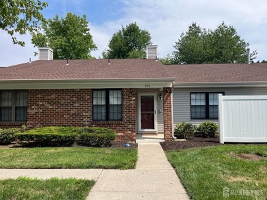 Highly Sought After Yardley Model. 2 Bedrooms, Huge Living Room - photo 1