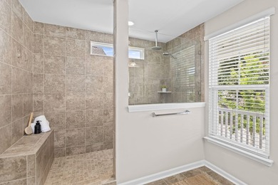 Welcome to 2073 Kemmerlin Street, a beautifully appointed home - photo 26
