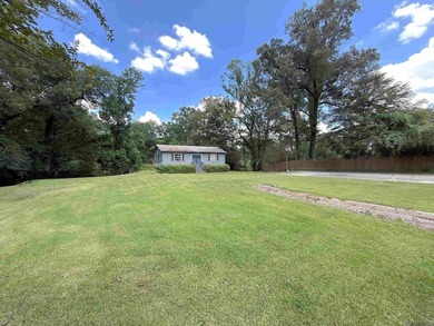 Meticulously maintained and full of timeless character, this - photo 33