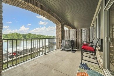 Easy Living Starts Here! Enjoy low-maintenance living in this - photo 33