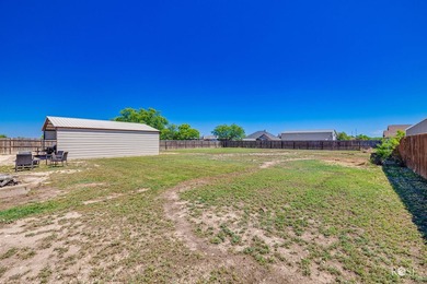 Welcome to peaceful West Texas living! Nestled on a fully fenced - photo 34