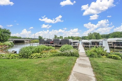 Easy Living Starts Here! Enjoy low-maintenance living in this - photo 37