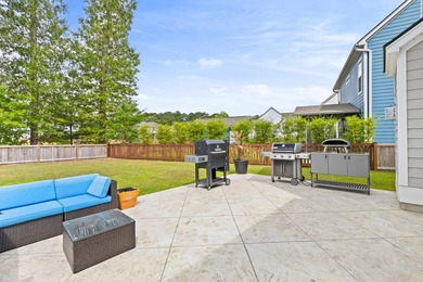 Welcome to 2073 Kemmerlin Street, a beautifully appointed home - photo 38