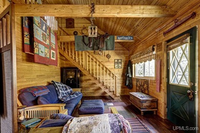 The kind of getaway most people only dream about! Tucked away on - photo 5