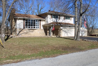 Lake Home Off Market in Willow Springs, Missouri