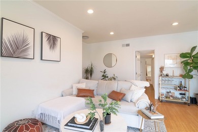 Location, Location, Location!!! Beverlywood adjacent and steps