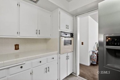 Beautifully updated home w/ Central air & heat, this charming - photo 10