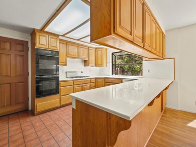 A special offering in the Coronado Village with exceptional - photo 7