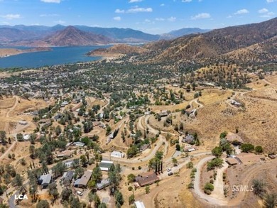 LAKE VIEW LIVING AT ITS BEST! Wake up to breathtaking panoramic - photo 5