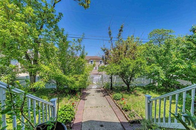 Expansive corner property offering approximately 2,278 square - photo 5