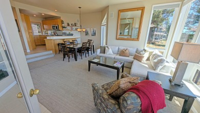 Lake Condo For Sale in Bend, Oregon