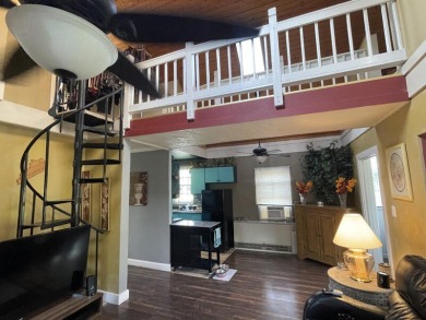 Cute as a Button Lake Cumberland Lake View Home - photo 4