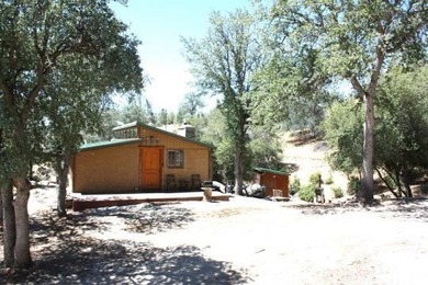 Truly special. Privacy and comfort. This beautifully renovated - photo 2