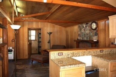Truly special. Privacy and comfort. This beautifully renovated - photo 6