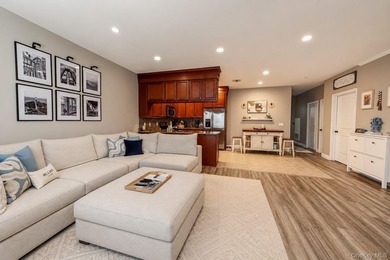 Comfortable and spacious condo in Oak Creek Commons. Fantastic 2 - photo 3