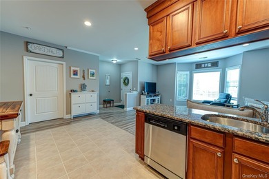 Comfortable and spacious condo in Oak Creek Commons. Fantastic 2 - photo 6