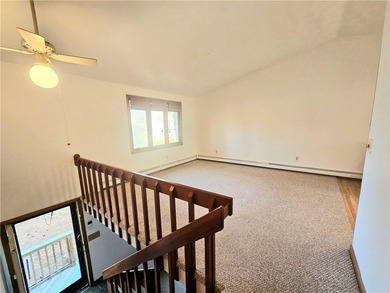 Fabulous opportunity to own this 3-bedroom, 1.5-bath split-level - photo 3