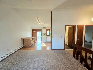 Fabulous opportunity to own this 3-bedroom, 1.5-bath split-level - photo 5