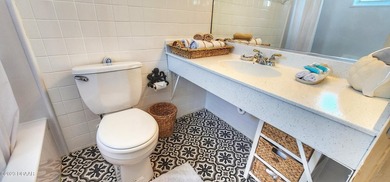 2nd Floor Studio, Fully Furnished. Great Short Term Rental - photo 29