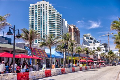 ABSOLUTELY GORGEOUS WATERFRONT CONDO | BREATHTAKING INTRACOASTAL - photo 47