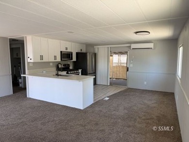 Tastefully Updated Remodel! Home has Gorgeous Shaker Cabinets - photo 4